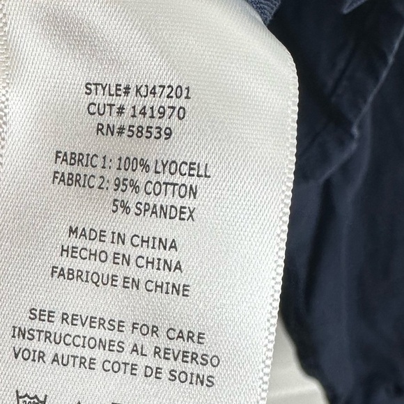 Kut from the Kloth Alina Pleated Bomber Jacket with pockets Large NWT - Picture 8 of 11